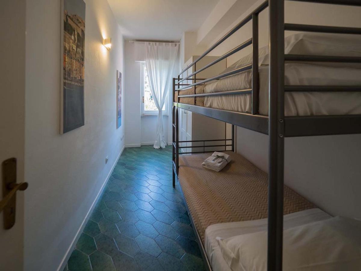 Scimiscia 2-Bedroom Apartment With Ac مونتيروسّو ال ماري المظهر الخارجي الصورة